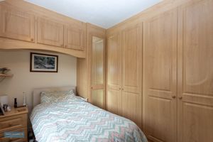 Bedroom- click for photo gallery